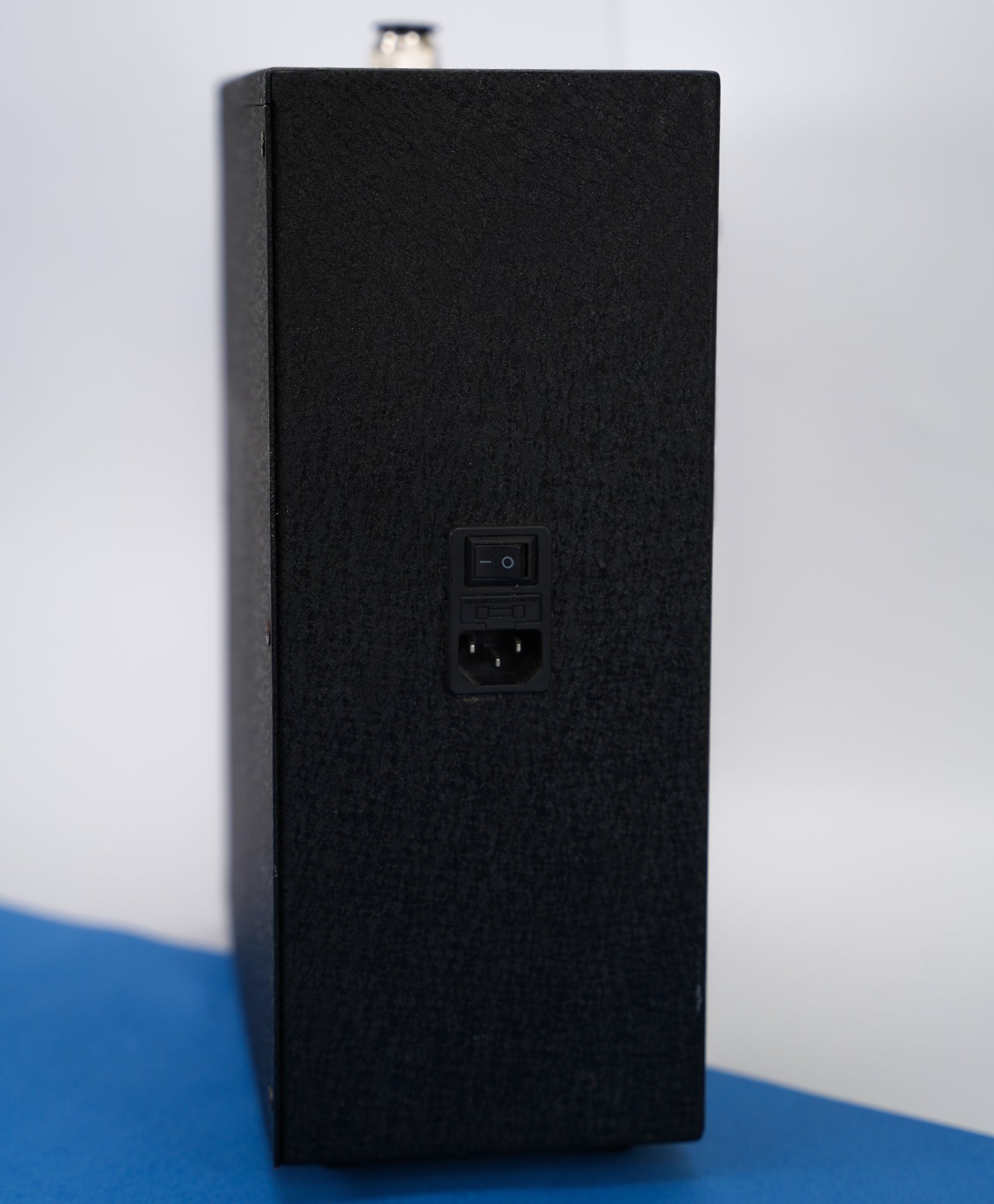 Orus Oil Diffuser - Deli Ambience